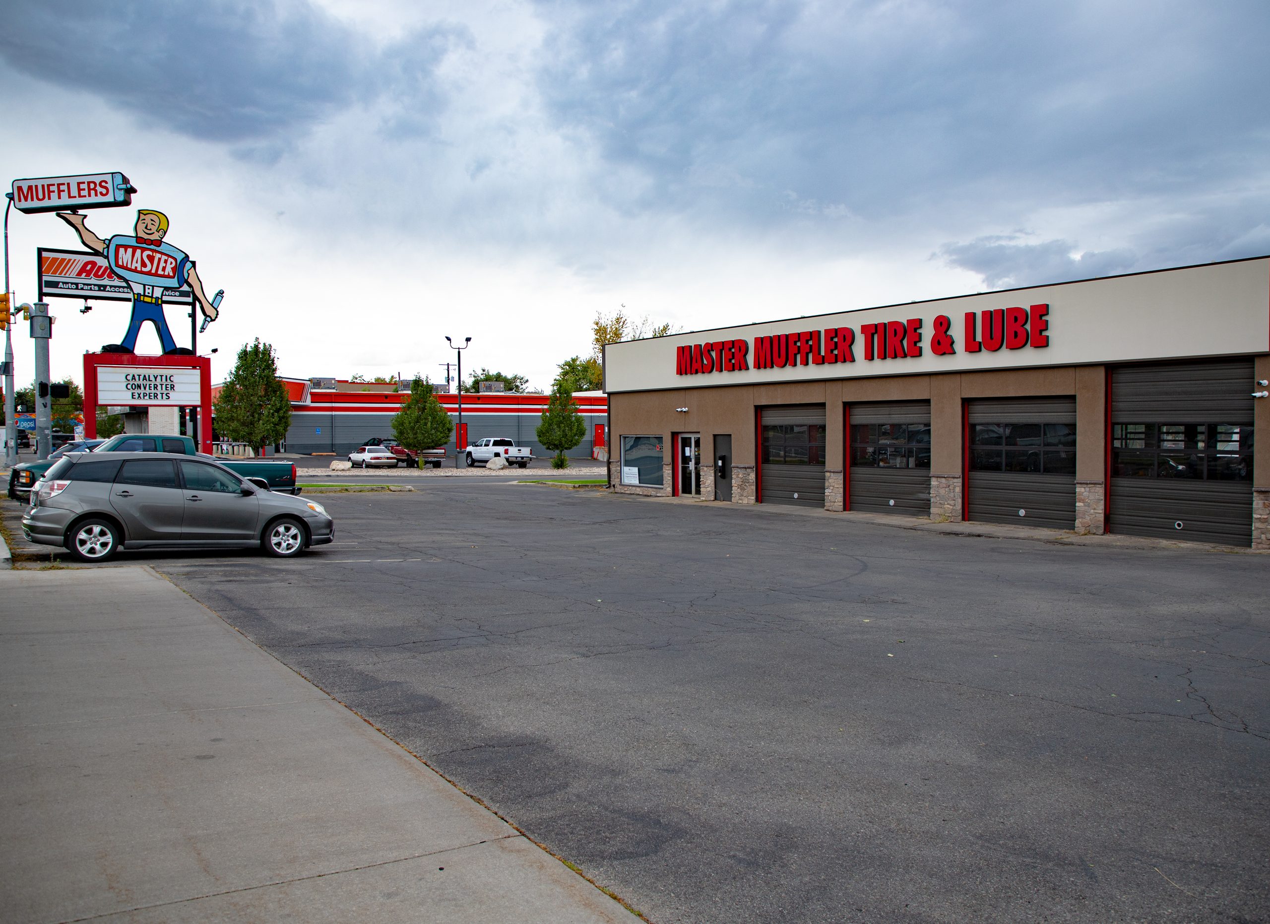 Murray Master Muffler Location